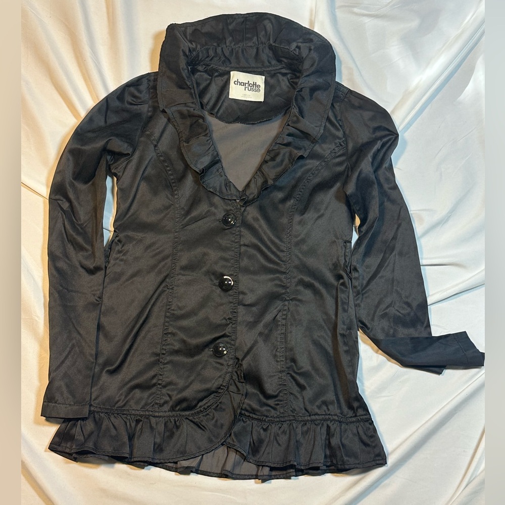 Charlotte Russe 2000s vintage Black Ruffle Blazer size medium (fits s/m)